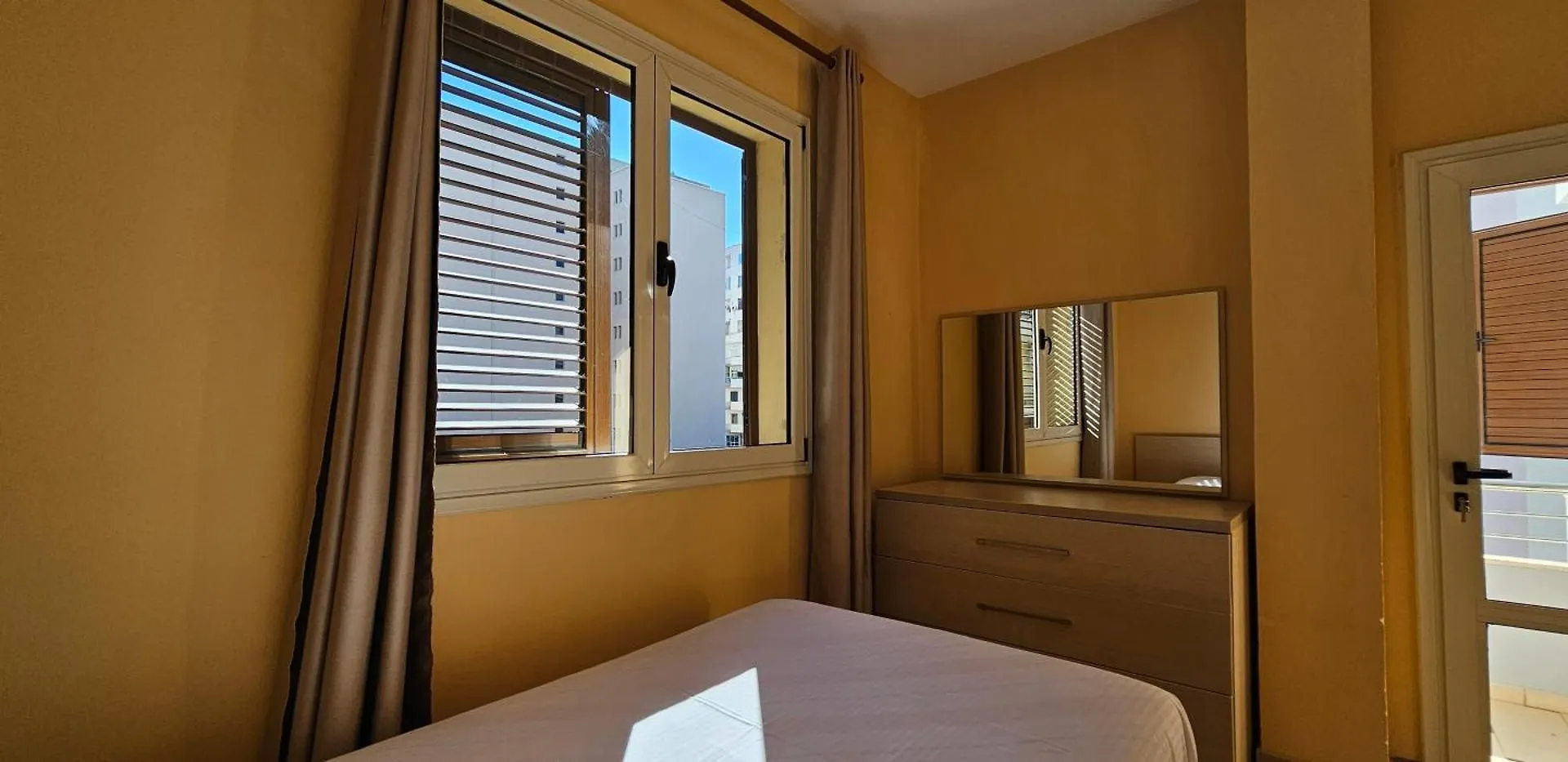 Klara'S 3 Bdr Self-Checkin Lungomare Apartment Vlorë Albanie