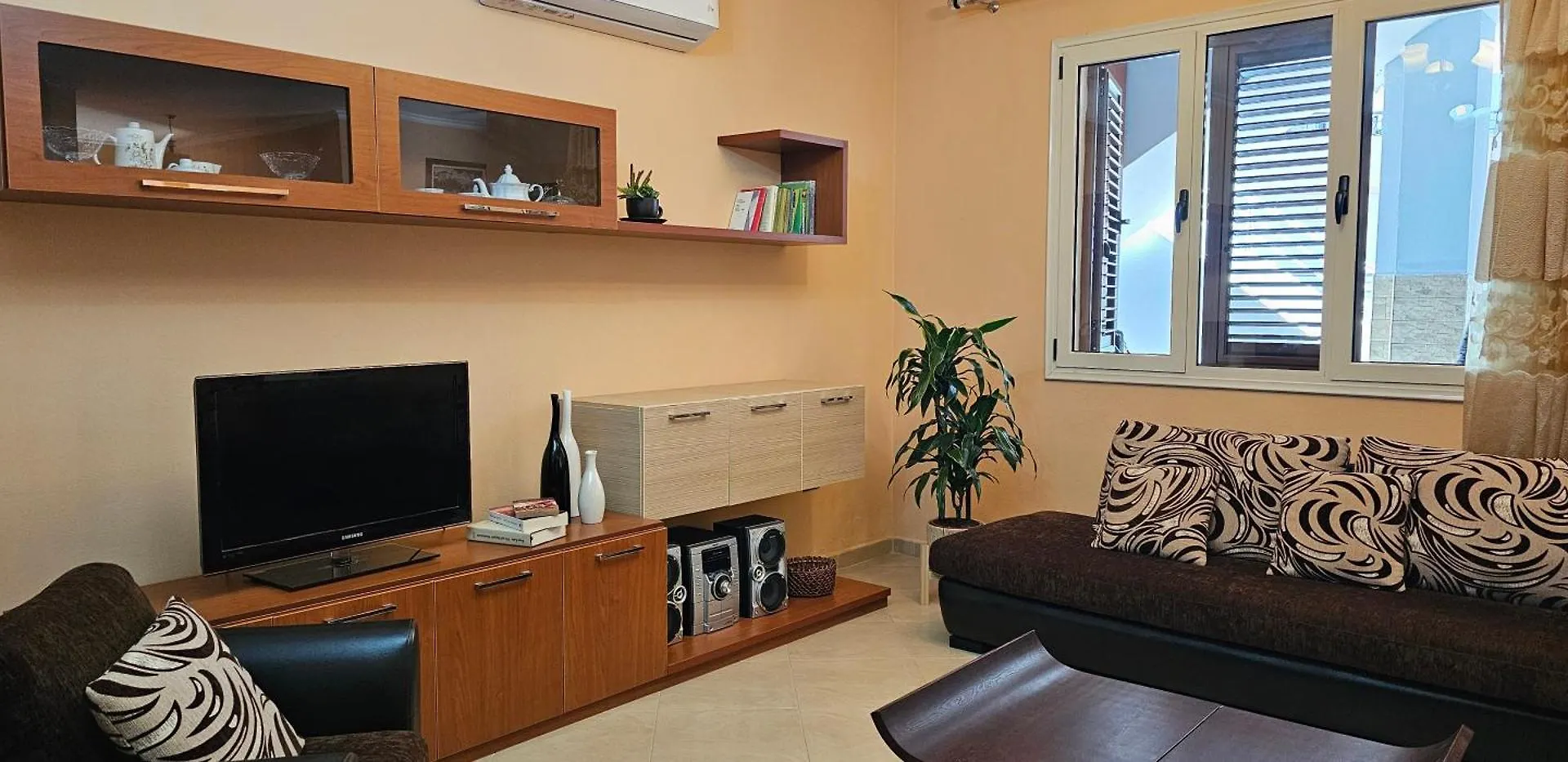 Klara'S 3 Bdr Self-Checkin Lungomare Apartment Vlorë