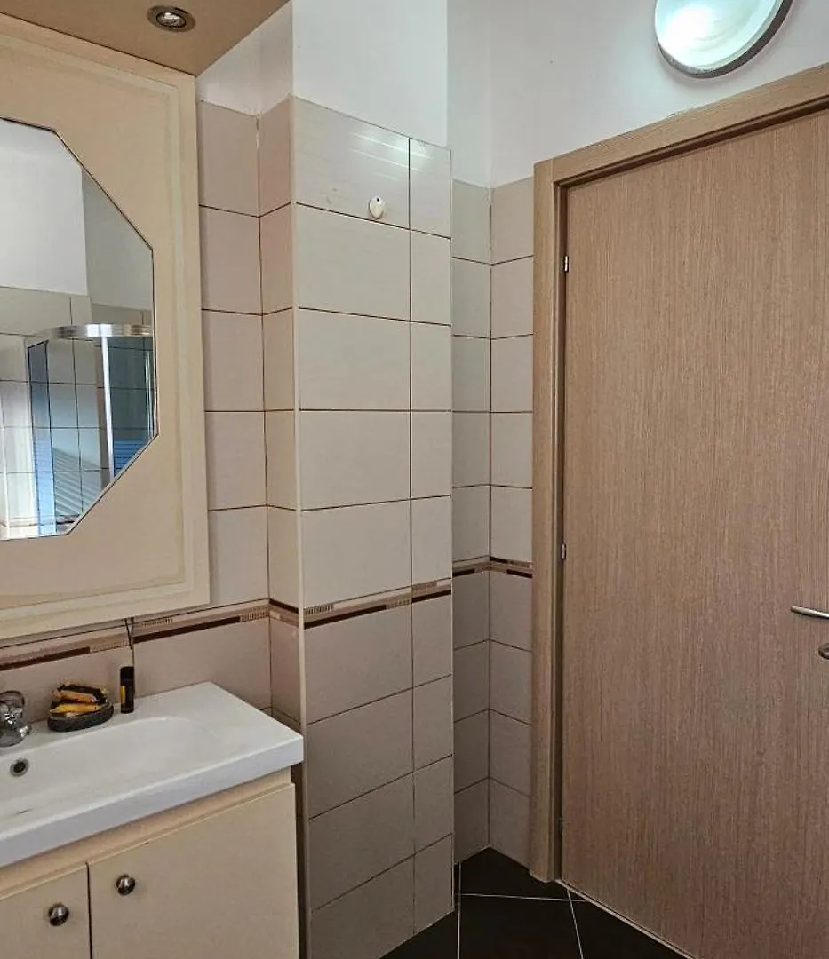 Klara'S 3 Bdr Self-Checkin Lungomare Apartment Vlorë Albania
