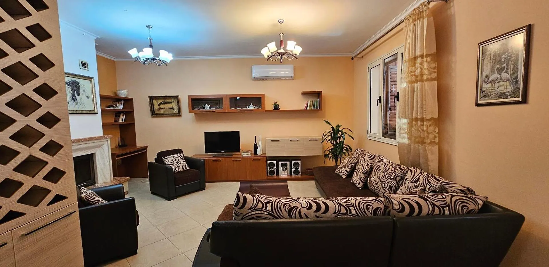 Klara'S 3 Bdr Self-Checkin Lungomare Apartment Vlorë 0*,  Albanie