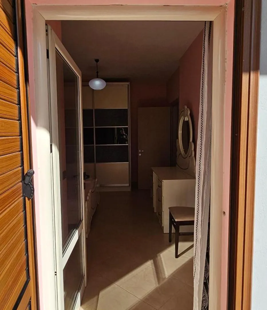Klara'S 3 Bdr Self-Checkin Lungomare Apartment Vlorë 0*,