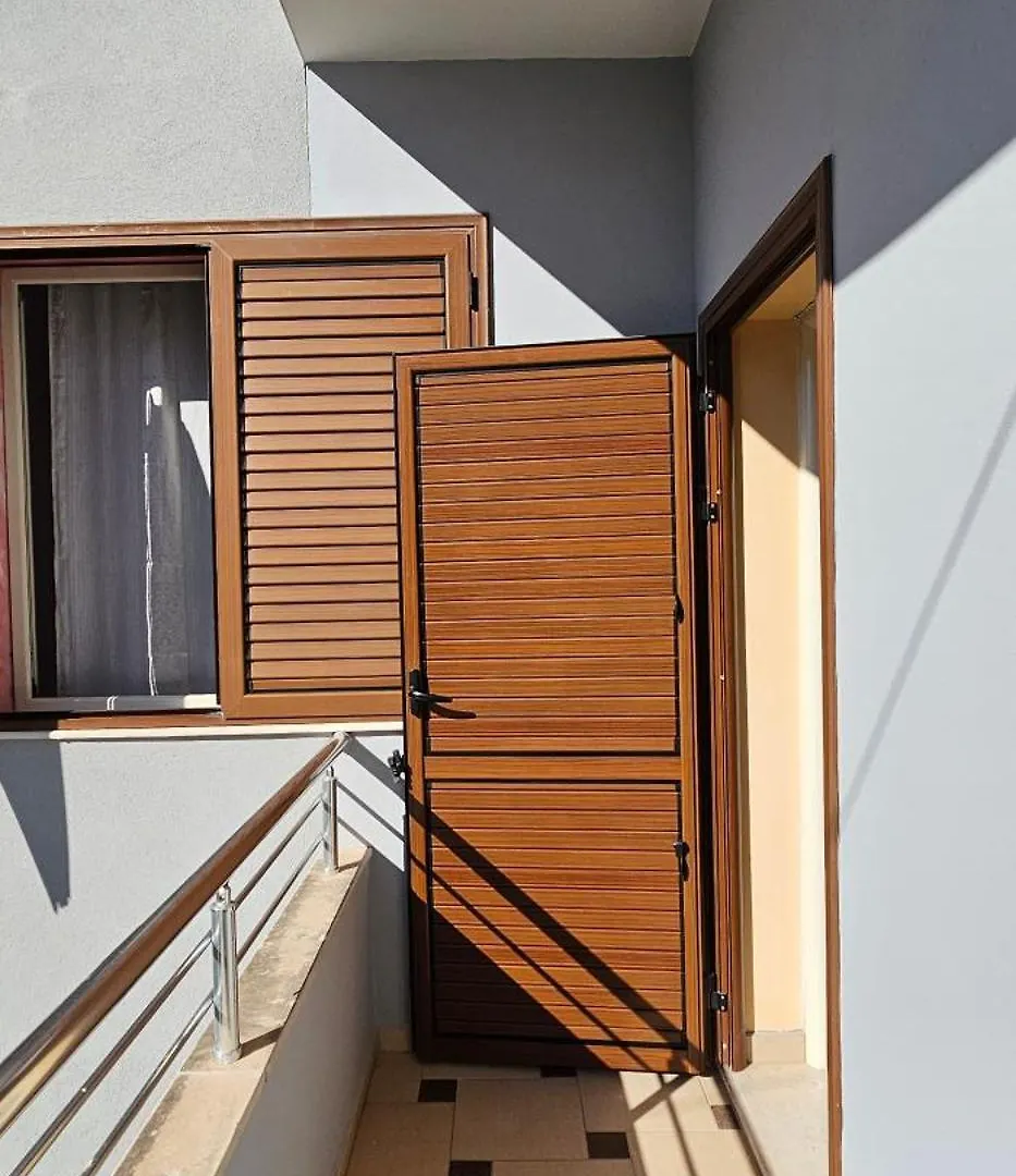 Klara'S 3 Bdr Self-Checkin Lungomare Apartment Vlorë